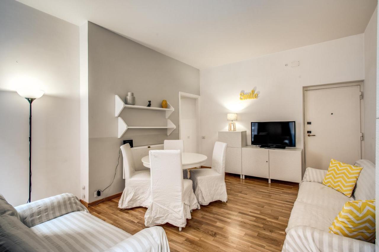 Family Room In Via Del Corso Central Rome Exterior photo