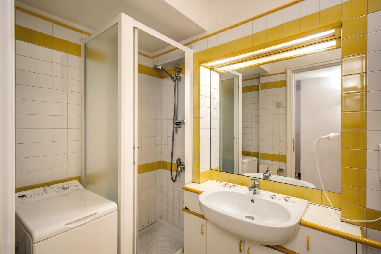 Family Room In Via Del Corso Central Rome Exterior photo